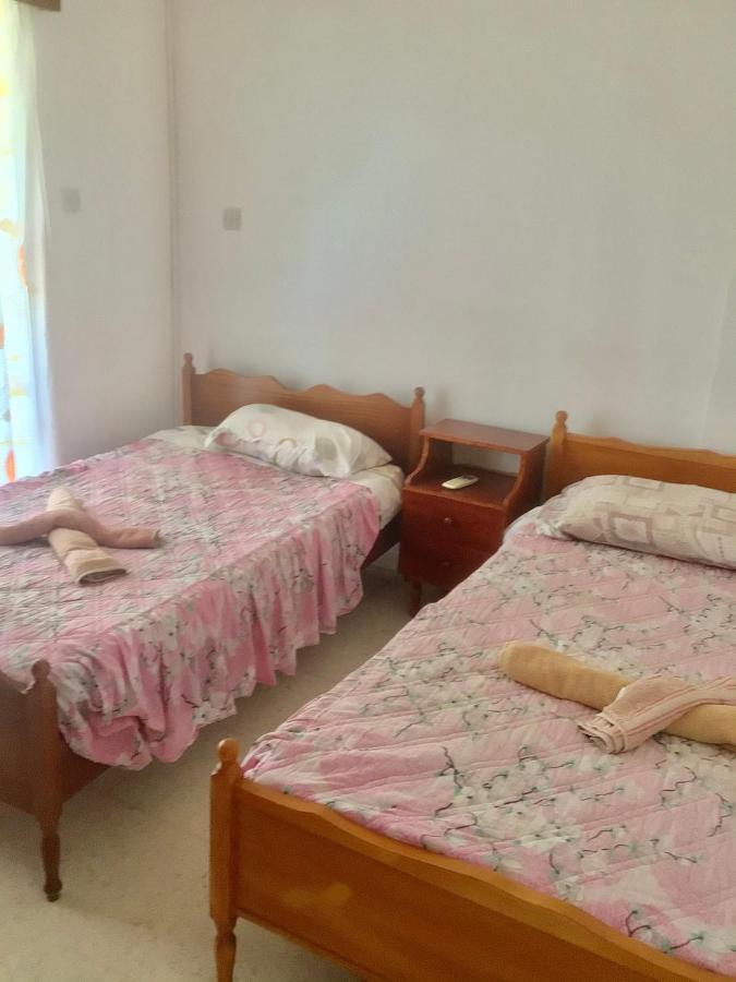 Appartement King Philips à Paphos Extérieur photo